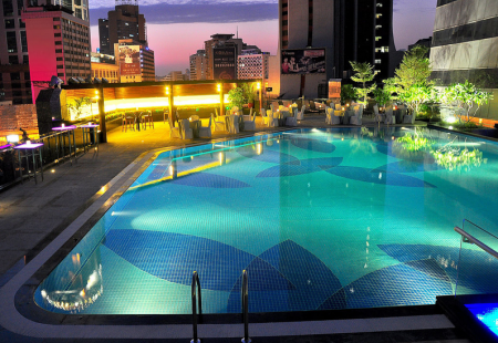 广州中心皇冠假日酒店 澳洲美食之旅套票