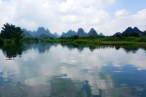 桂林风光、船游漓江、阳朔西街大巴三天