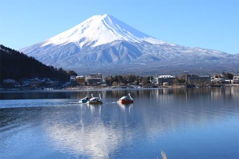【当地玩乐】富士山五合目＋忍野八海＋抹茶体验＋御殿场奥特莱斯巴士一日游