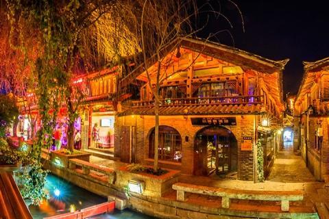 【云南当地玩乐】丽江深度骑行美食一天